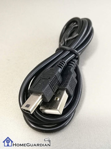 USB充電ケーブルはmini USB（2.0）のMini−Bタイプ